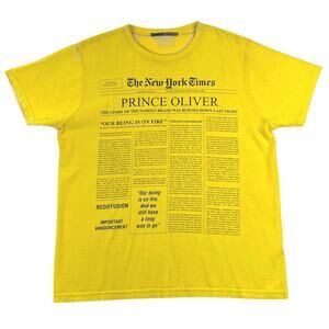 Prince Oliver Newspaper Graphic Streetwear Tee Yellow Distressed Paint Wash M